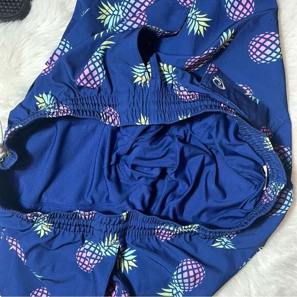 Navy Pineapple Print Athletic Shorts NWOT - Picture 4 of 9